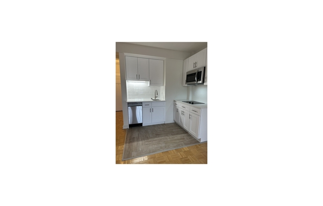 Studio, 1 bath, $3,400, Unit 2306