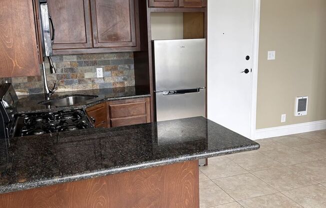 1 bed, 1 bath, 450 sqft, $1,845, Unit 4D