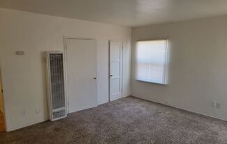 Studio, 1 bath, $1,400, Unit 8