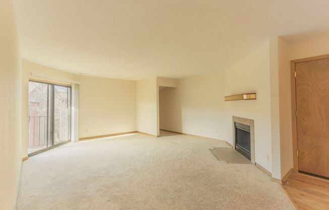 2-Bedroom, 2-Bath Apartment Centrally Located!