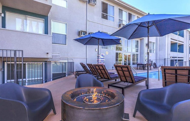 Spacious, Landscaped Patio and Private Courtyard at Oxnard Plaza, North Hollywood, 91606
