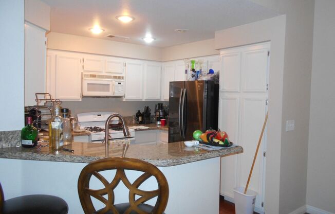 2 beds, 2 baths, $1,700, Unit # 1159