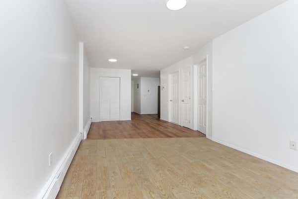 639 E 226 ST