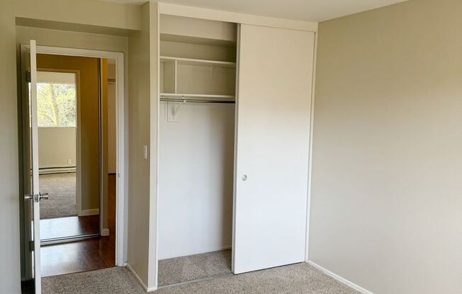 2 beds, 1 bath, 742 sqft, $1,750, Unit 202