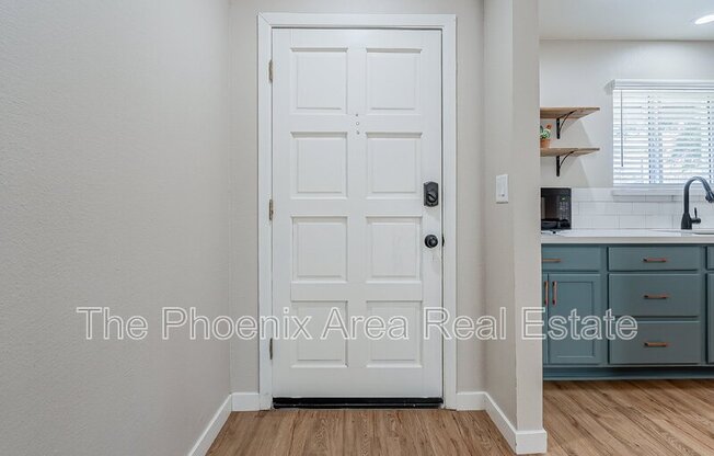 1102 N 72 PL