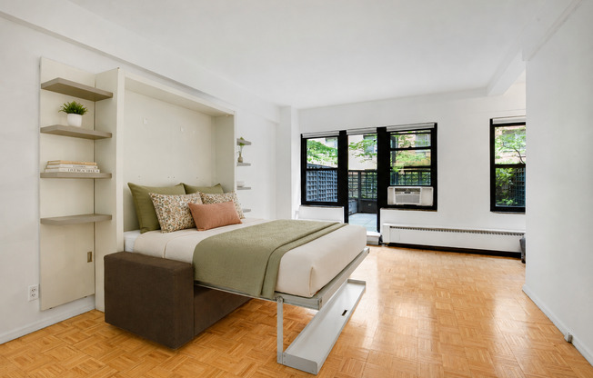 2 TUDOR CITY PL