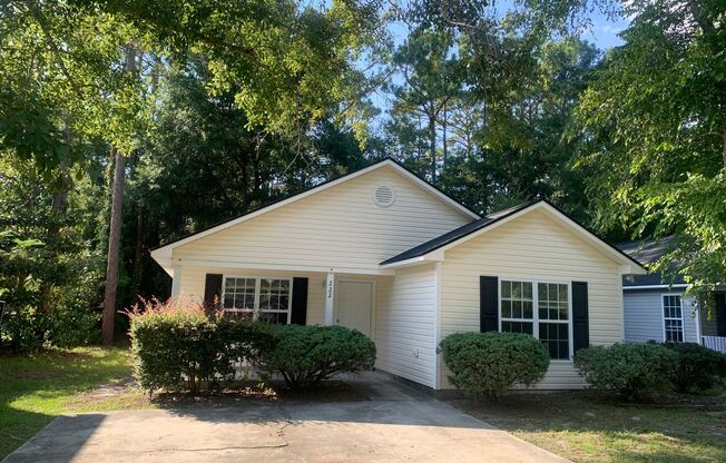 3 Bedroom 2 Bath House on Charter Drive Available Now