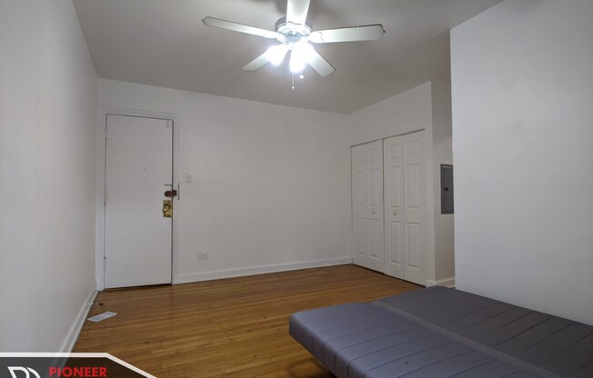 3265 W Wrightwood Ave, Chicago IL 2W