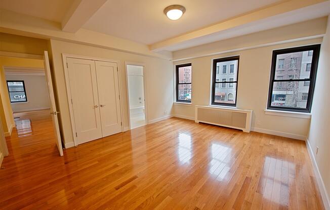 2 beds, 2 baths, $7,765, Unit 3CS