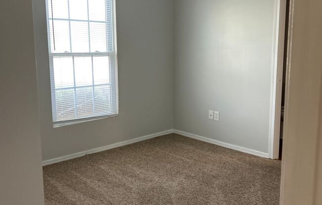 2 beds, 2 baths, 1,001 sqft, $1,035, Unit 4266  Apt 1