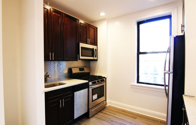 612 W 144 ST