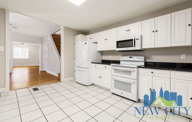 2 beds, 1 bath, $1,889