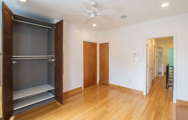 Wonderful East Passyunk Three Bedroom Home
