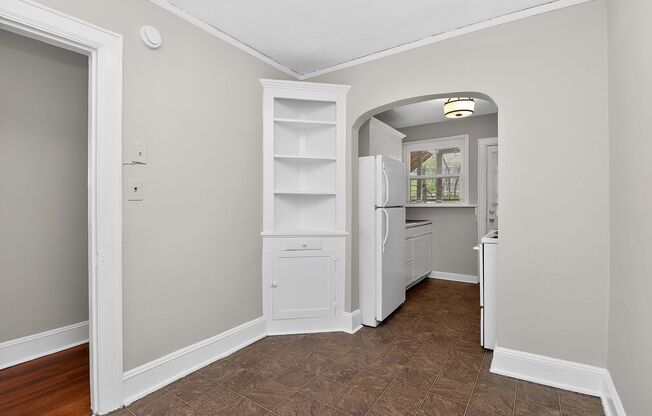 Adorable One Bedroom Apartment in Elizabeth!