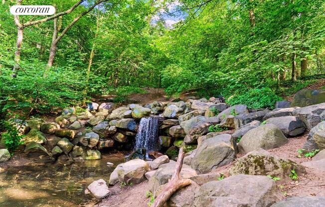 2 beds, 1 bath, $4,150, Unit 6C