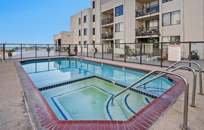 1 bed, 1 bath, $2,595, Unit Huntington Beach, CA 92647