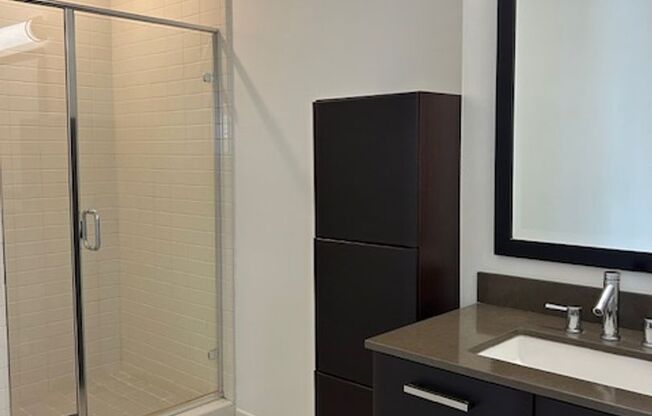 2 beds, 2 baths, 1,059 sqft, $4,045, Unit PH18