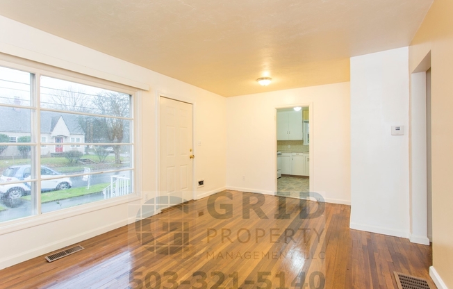 2 Bedroom House Available in Kenton Neighborhood!