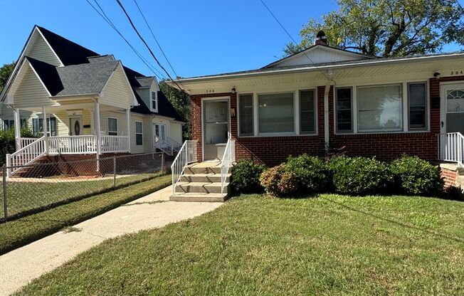 Nice 2 Bed 1 Bath Duplex unit in Salisbury NC- Close to downtown Salisbury and I-85