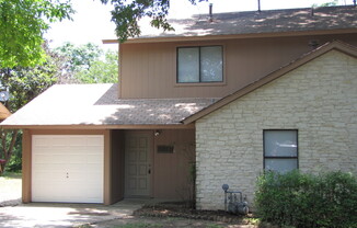 808 RAMBLE LN