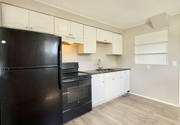 4044 44 AVE N