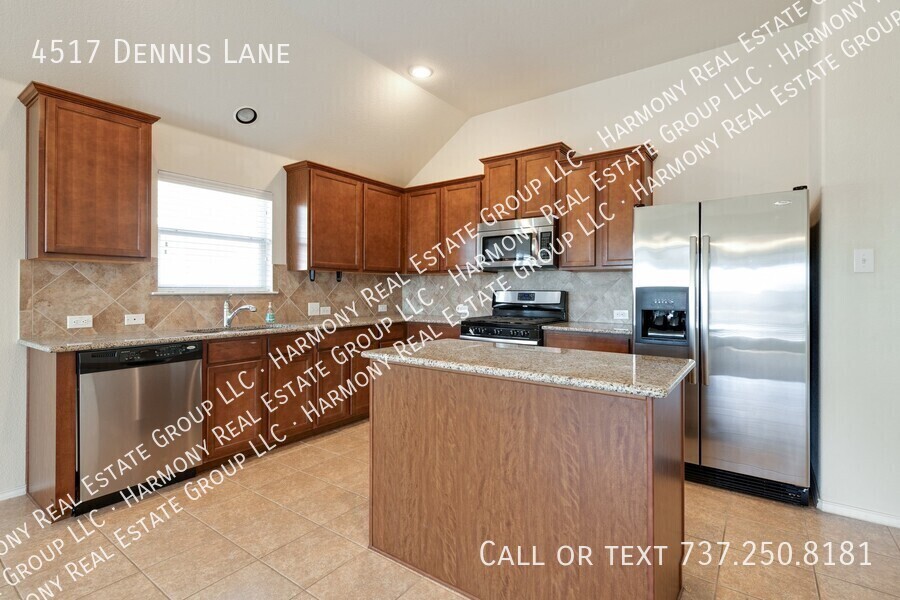 4517 DENNIS LN