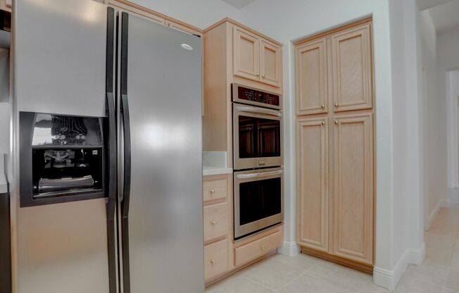 2 beds, 2 baths, $2,395