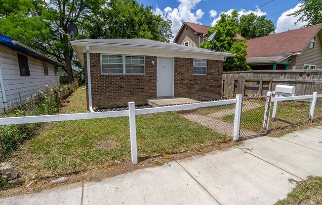 Beautiful, Renovated All Brick 3 Bed 1 Bathroom Ranch on Quiet Street