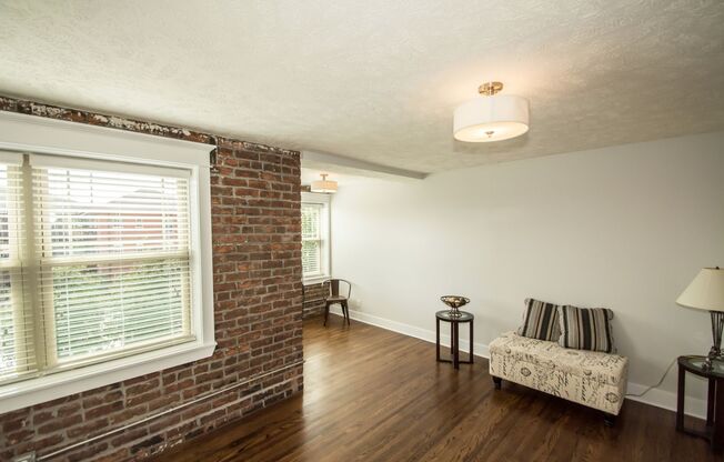 1 bed, 1 bath, 650 sqft, $1,195, Unit Unit 202 A650 w/Nook