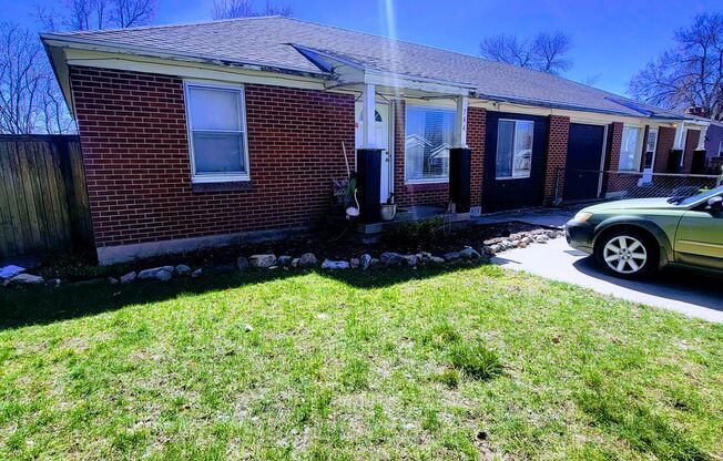 Private East Murray Home with HUGE yard!