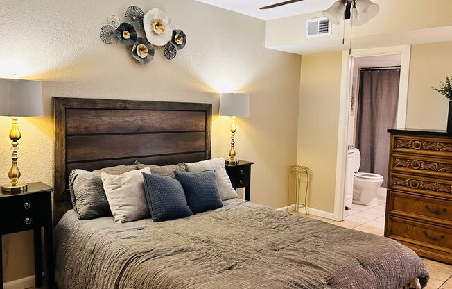 1 bed, 1 bath, 600 sqft, $1,150, Unit 2-218