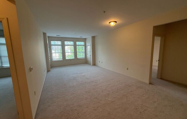 2-Bedroom Townhome for professionals - The Summit at Shiloh HOA