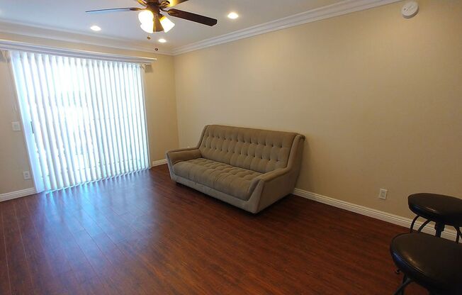 1 bed, 1 bath, 660 sqft, $2,350, Unit 211