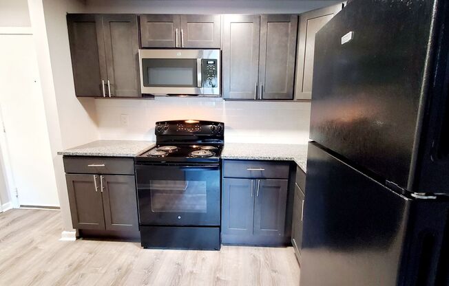 1 bed, 1 bath, 836 sqft, $1,500, Unit 6-5A