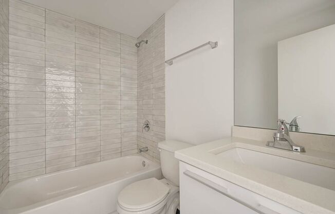 1 bed, 1 bath, $1,615, Unit 309