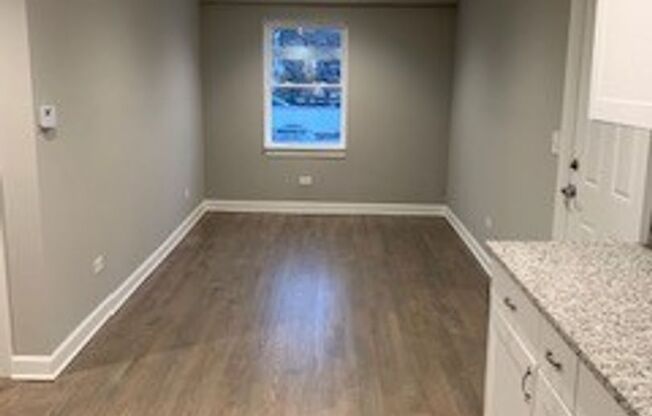 1 bed, 1 bath, 800 sqft, $1,000, Unit Unit A