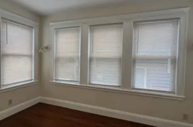 13 WOODROW AVE