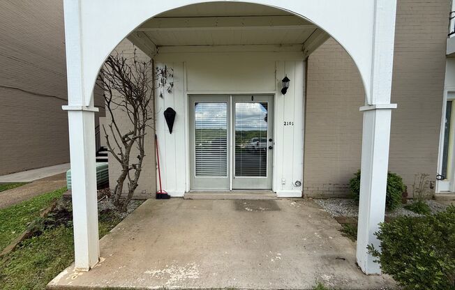 5709 Lyons View Pike, Knoxville TN  37919