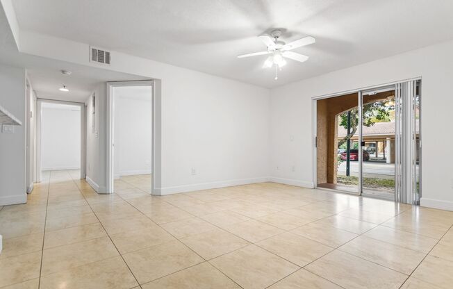 2 beds, 1 bath, 1,015 sqft, $2,175, Unit 03 - 302