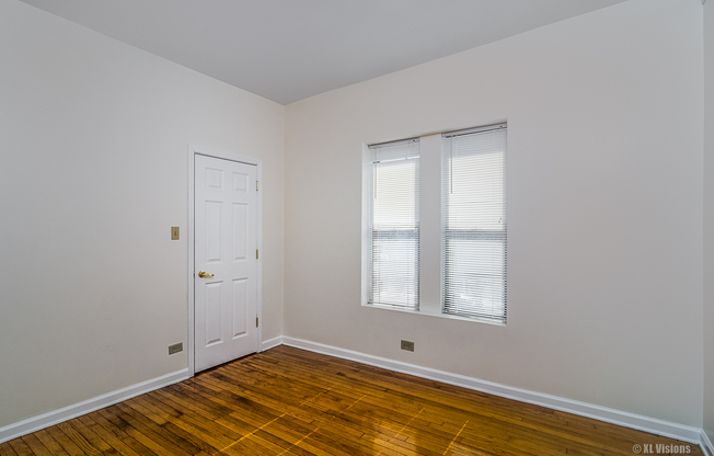 350-52 E. 59th St. / 5857-59 S Calumet Ave