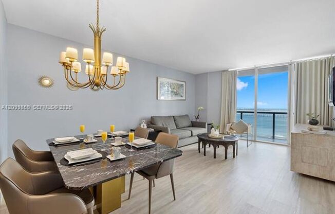 2 beds, 1 bath, $6,470, Unit # 4309