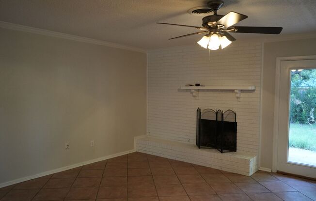 4301 63rd - Pre-leasing July 11th Move In