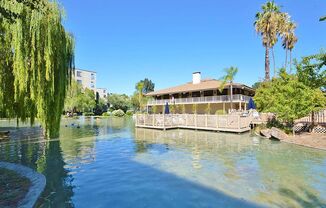 Spacious Condo Near Downtown Walnut Creek Available Now!