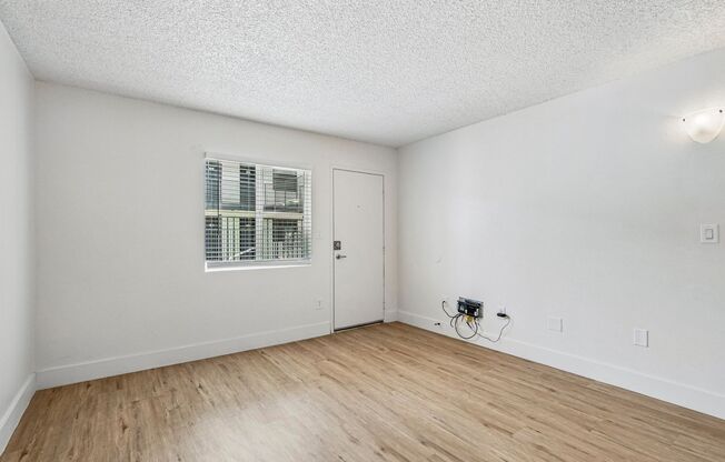 1 bed, 1 bath, 450 sqft, $1,149, Unit 31