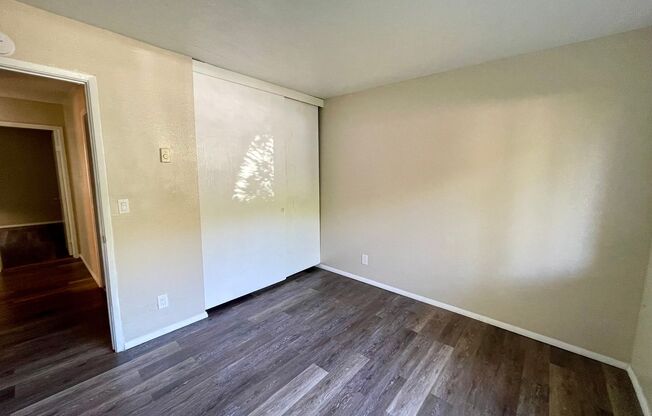 2 beds, 1 bath, 900 sqft, $2,150, Unit #53