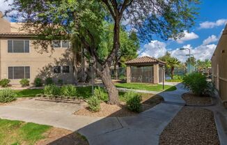 2 beds, 2 baths, 1,010 sqft, $1,600, Unit 1046