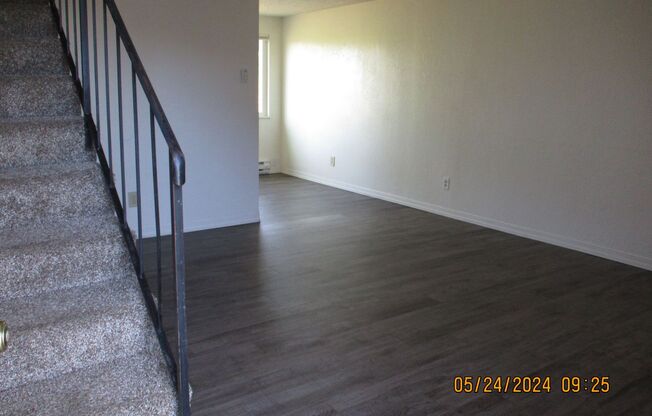 Kingsview Apts