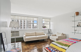 75 HENRY ST