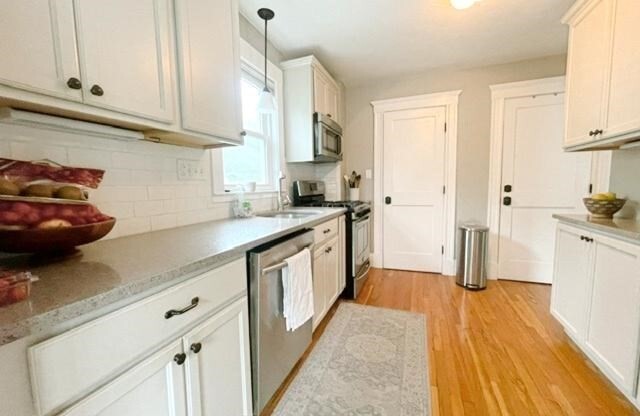 136 AUDUBON RD