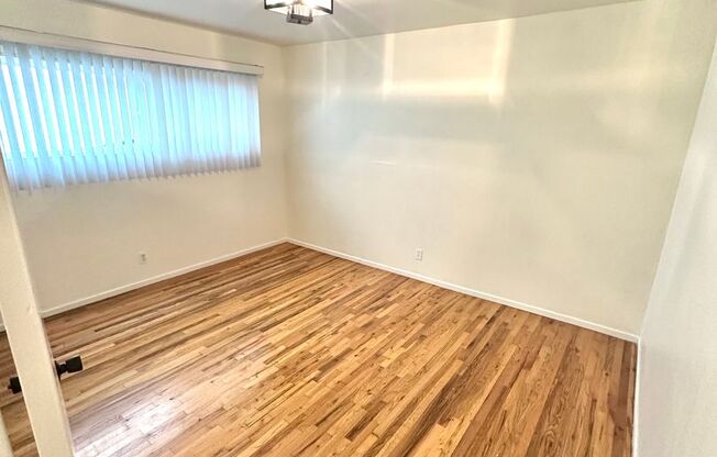 1005 N. Orange Grove Ave.